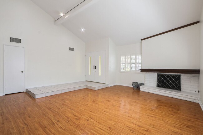 Foto del edificio - 17691 Anglin Ln