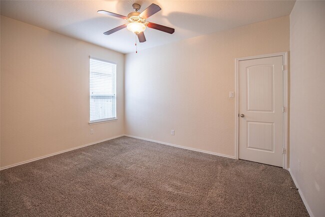Building Photo - 23719 San Barria Dr