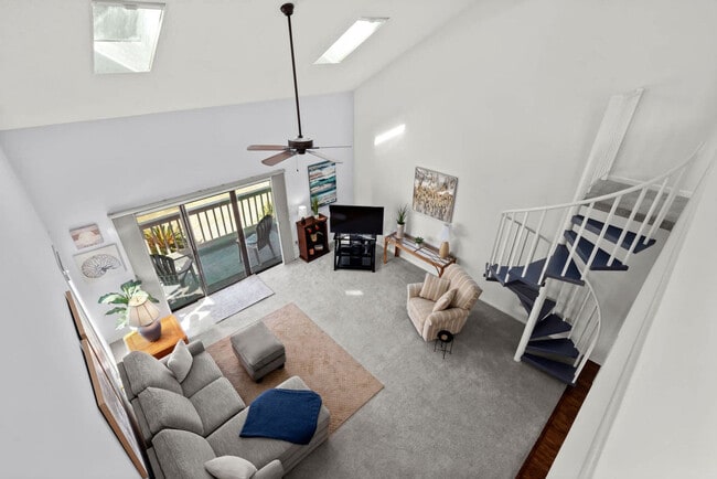 Building Photo - 1920 Bent Grass Dr