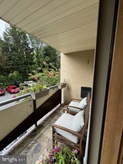 Foto del edificio - 4720 Chevy Chase Dr