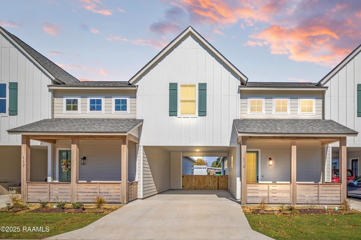 Foto principal - 119 Mayberry Grv St