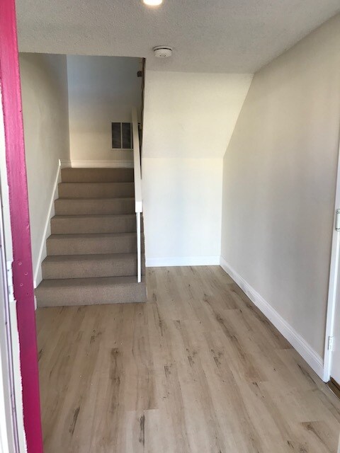 Building Photo - 3012 Carolwood Ln