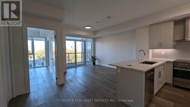 Photo du bâtiment - 500 Brock Ave