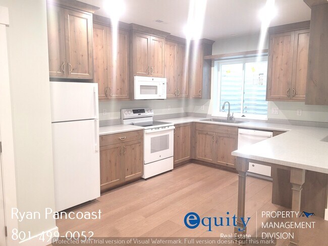 Foto del edificio - 3076 N 325 W