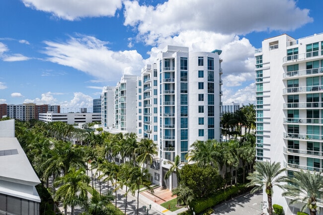 Building Photo - Uptown Marina lofts