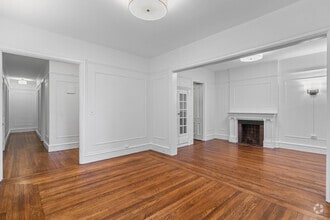 Building Photo - 284 Orange St