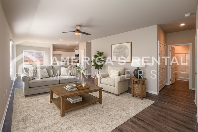 Building Photo - CHOOSE YOUR MOVE IN SPECIAL!!! Bright and Spacious 3BR Rental with 2-Car Garage