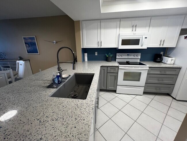 Foto del edificio - 15 N Atlantic Ave