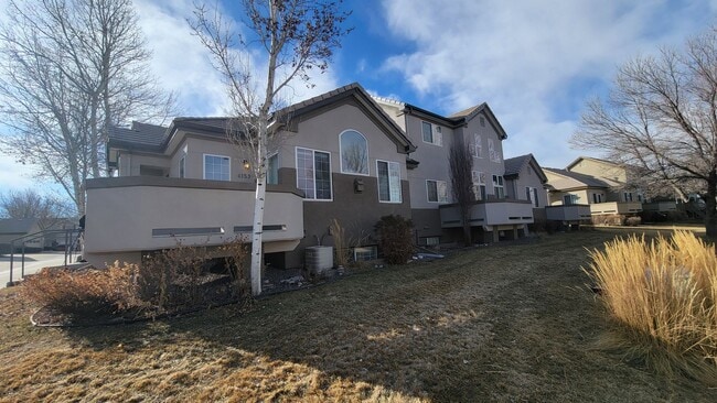 Photo - Beautiful Single Story Townhouse with Den & Attached 2-Car Garage