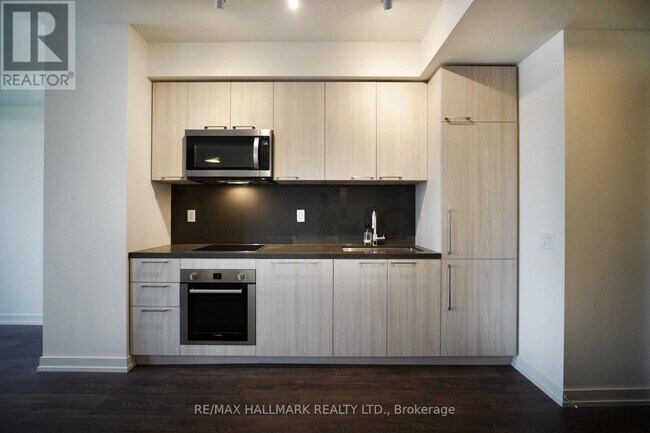 Photo du bâtiment - 1 Grandview Ave