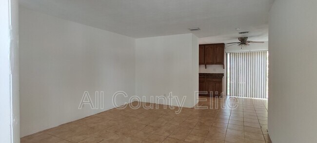 Building Photo - 1630 AC Evans St