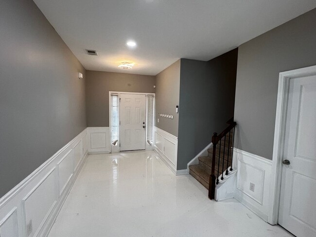 Foto del edificio - 128 Worthing Ln