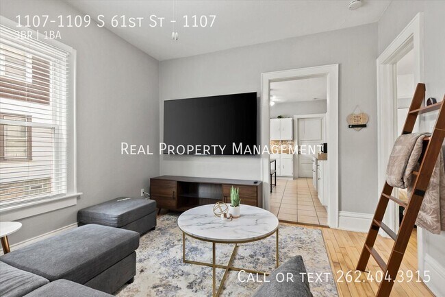 Foto del edificio - 1107-1109 S 61st St-1107