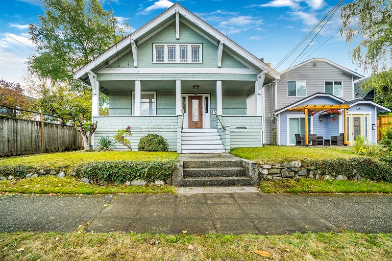 Foto principal - 549 NE 80th St