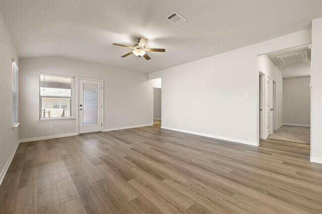 Foto del edificio - 283 Honey Onyx Trl