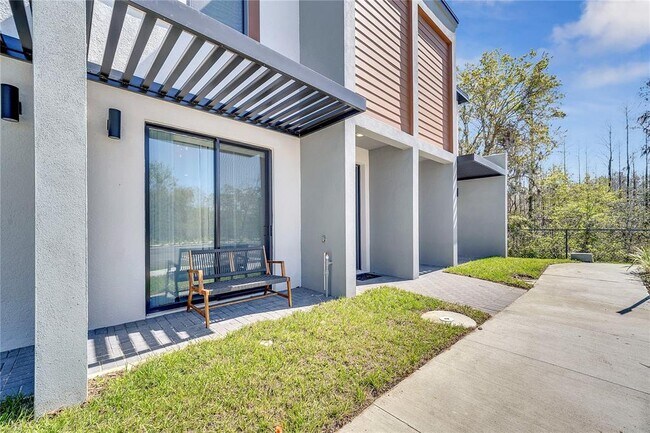 Building Photo - 3205 Energy Dr