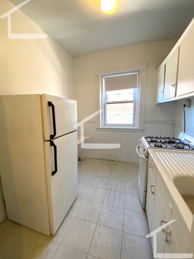 Foto del edificio - 12-5 Walbridge St, #12