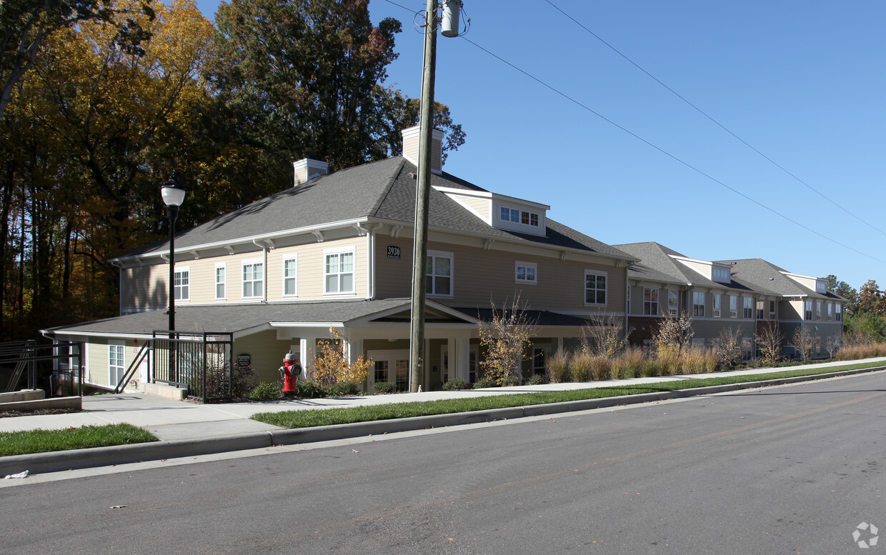 Primary Photo - Brookridge Apartments