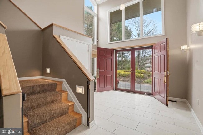 Building Photo - 6614 Corina Ct