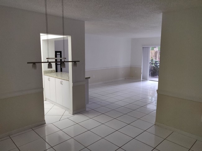 Foto del edificio - 6886 SW 88th St