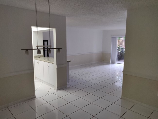 Building Photo - 6886 SW 88th St
