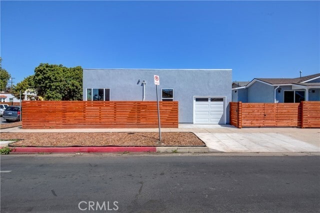 Building Photo - 3626 S Cimarron St