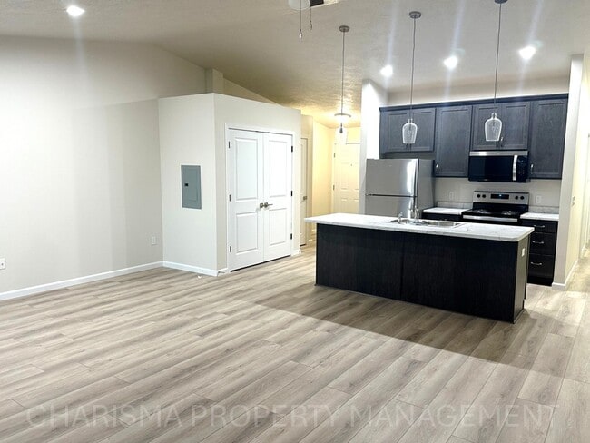 Foto del edificio - 9300 W 32nd St