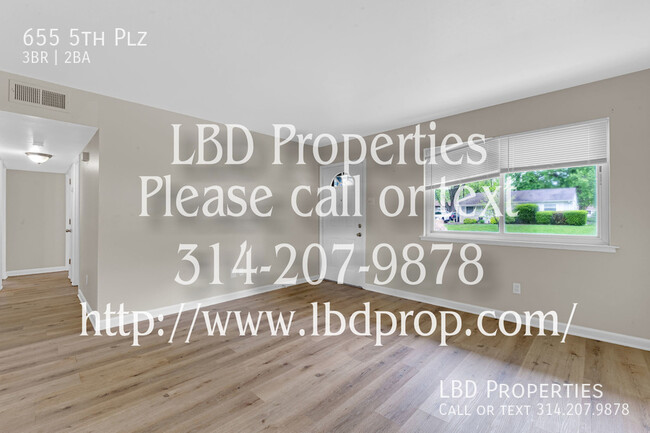 Building Photo - 655 5th Plaza