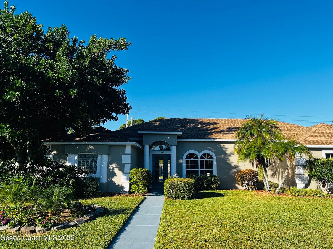 Foto principal - 2385 Marsh Harbor Ave