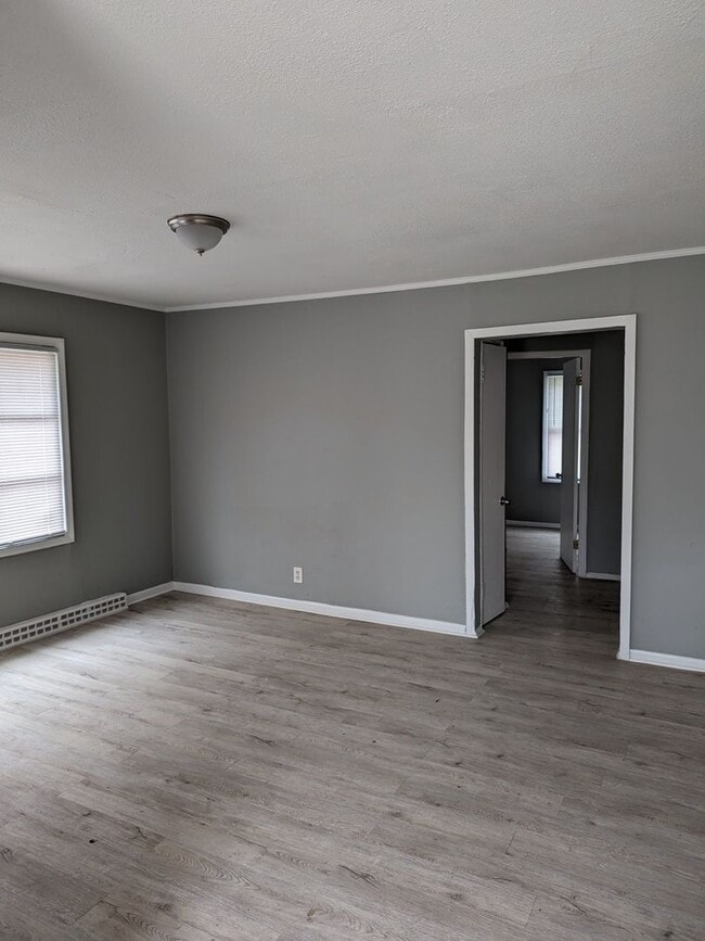 Building Photo - 18417 Glastonbury Rd