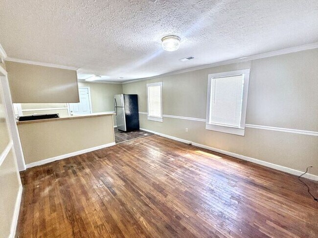 Foto del edificio - ** PROMO - $500 Off of the first full mont...