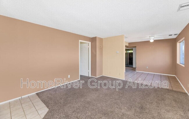 Foto del edificio - 8916 North 11th St