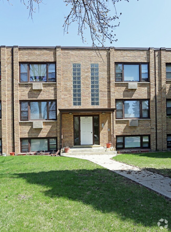Building Photo - 209 Kimbell Ave