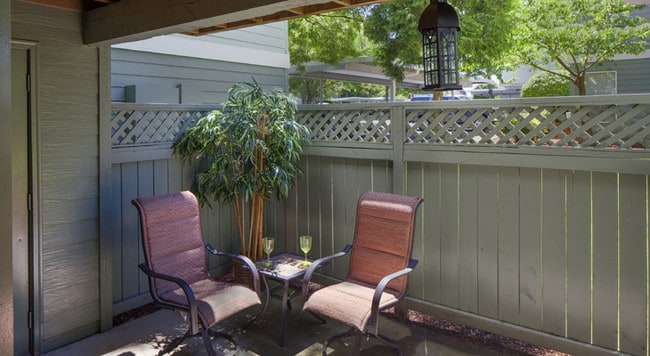 Building Photo - Parkside Apartments