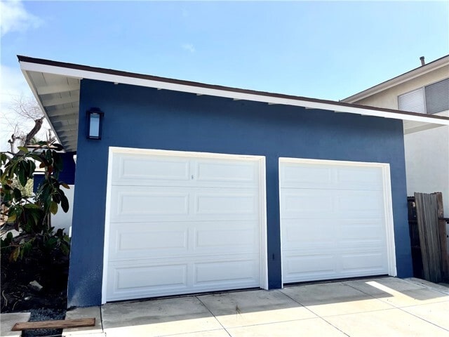 Building Photo - 34072 Alcazar Dr