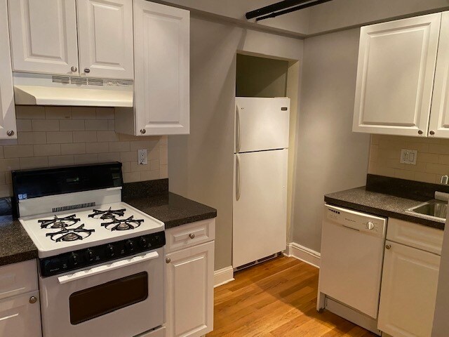 Foto del edificio - 1038 Beacon St