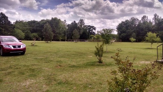 Foto del edificio - 40 Glory Ln