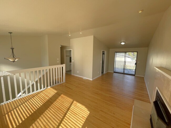 Building Photo - 21860 SE 270th St