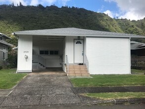 Building Photo - 2928 Keoni St