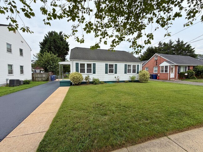 Foto del edificio - 6825 Westmoreland Rd