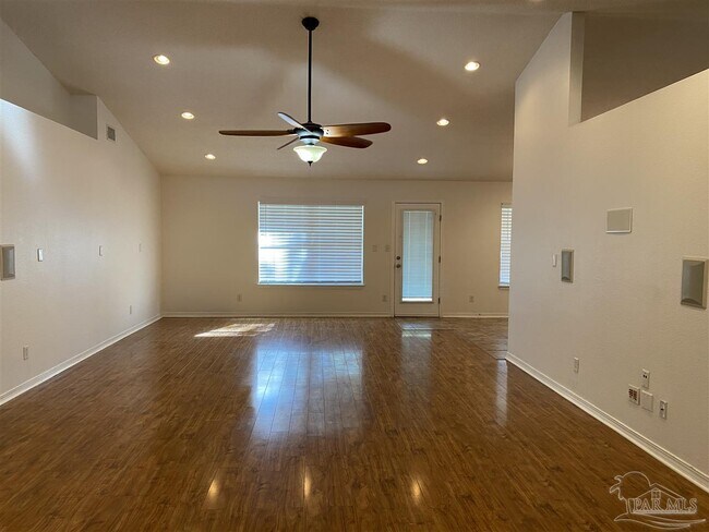 Building Photo - 6153 Broad Wing Ct