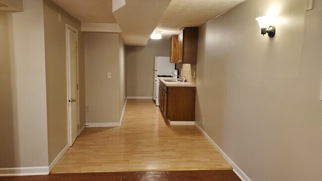 Foto del edificio - 616 S 37th St