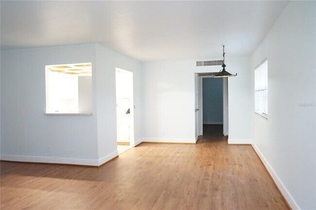 Foto del edificio - 201 Bedford Trail