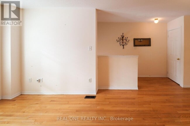 Building Photo - 4950 Albina Way