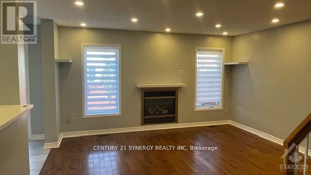 Building Photo - 13 Barnstone Dr