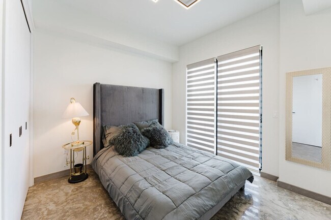 Foto del edificio - 2750 Griffin Rd
