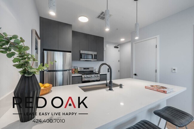 Building Photo - ~1 Month FREE~ Breathtaking Luxury Two Bed...