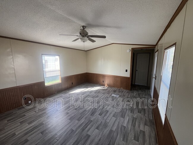 Building Photo - 17481 Orange Grove Rd