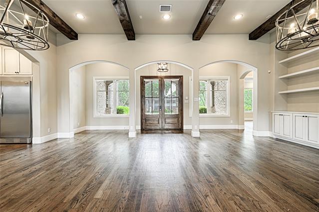 Building Photo - 2737 Farmers Branch Ln