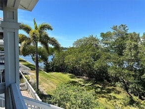 Building Photo - 251 Pompano Dr SE